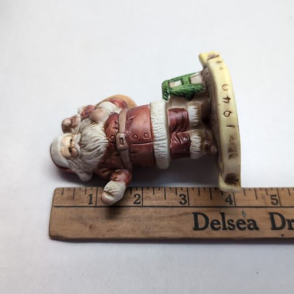 Santa Through the Years 1940 Jolly Old St Nick Porcelain Figurine With Box RSVP - Picture 7 of 7